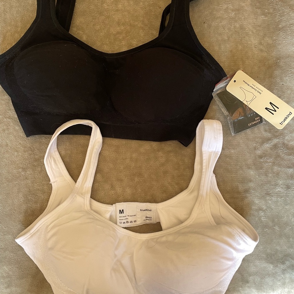 Brand new Truekimd wireless bras size medium